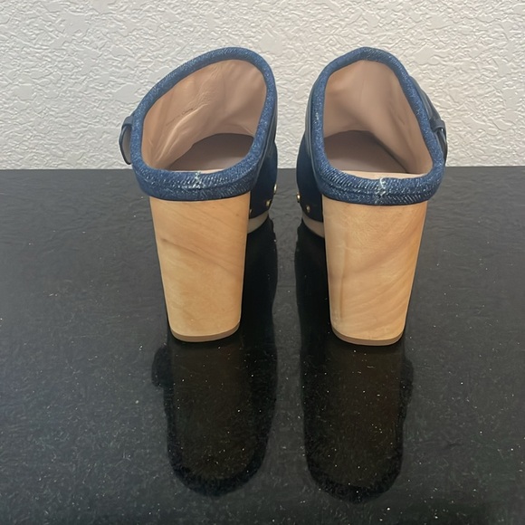 Veronica Beard Dacey denim clogs, size 6 - Picture 3 of 5